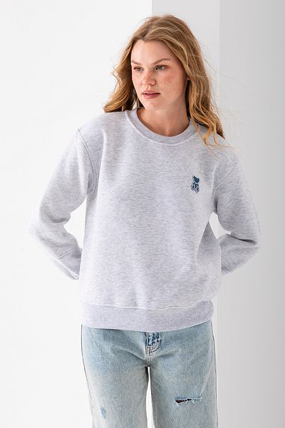 GİYSA Women's Crew Neck Stone Teddy Bear Embroidered 3-Strand Sweatshirt Gray - 2625