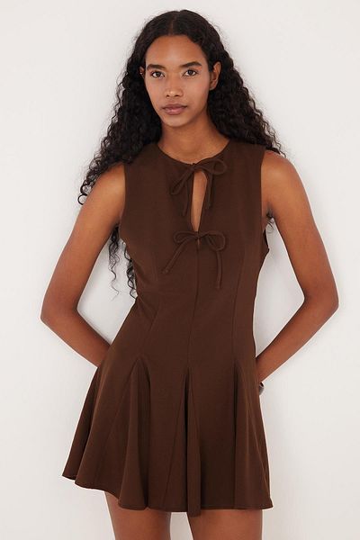 Tudors Women's Regular Fit Classic Cut Neck Tie Detail Mini Brown Dress