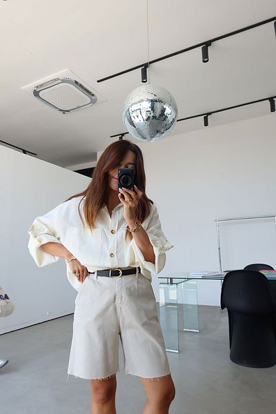 Özge Özgenç 100% Linen Oversize Sleeves Shirt with Belt Detail