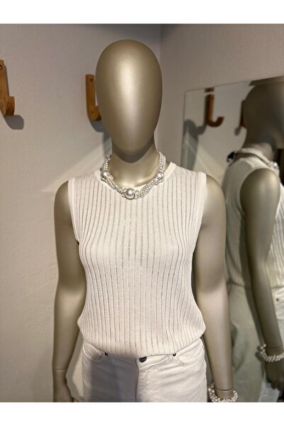 MU&ME BOUTİQUE بلوزة تريكو ملتوية