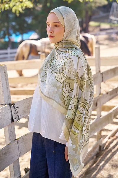 ED Scarf Yellow Ed Scarf Inspired Velarose Pattern Shawl