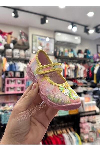 Superfit Kız Çocuk Ev Ayakkabısı - Unicorn - Sarı ve Pembe Taban