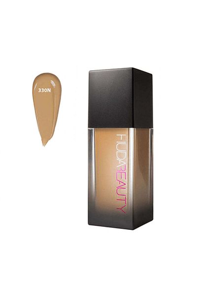 Huda Beauty Huda Beauty Foundation No. 330