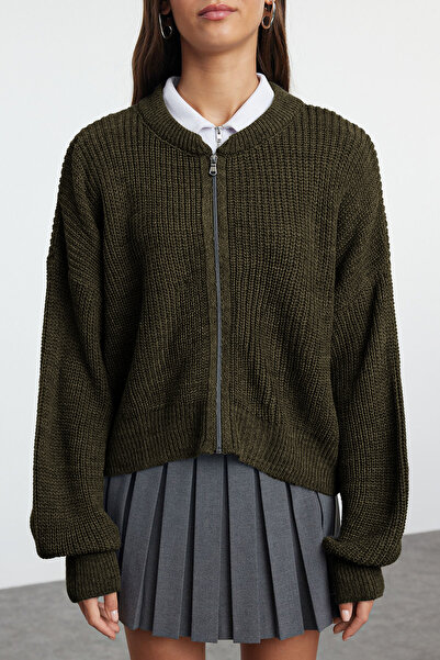 Trendyol Collection Khaki Wide Fit Bomber Collar Zippered Knitwear Cardigan Twoaw24Hi00153