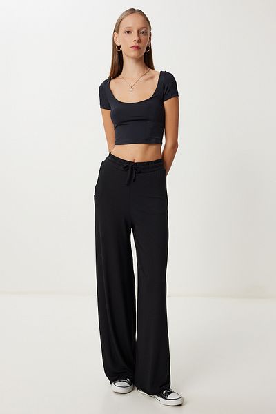 Happiness İstanbul Women's Black Pocket Wide Leg Knitted Trousers Ub00470
