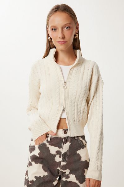 Happiness İstanbul Cremefarbene Strickjacke mit Reißverschluss und Strickmotiv für Damen YY00174