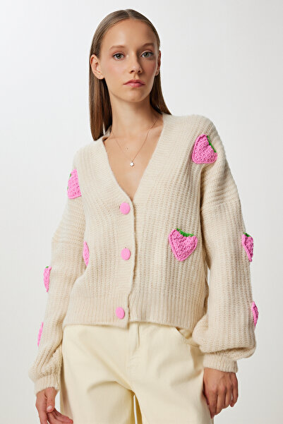 Happiness İstanbul Beigefarbene Oversize-Strickjacke mit Erdbeermotiv für Damen PF00008
