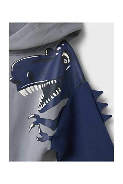 Name it NMMNASH LS NREG SWEAT WHITE BRU BOX