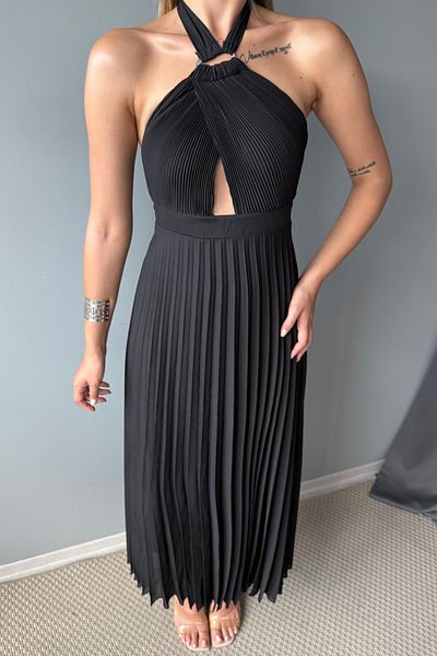 Trendyol Collection Black Pleated Cut Out Accessory Detail Chiffon Midi Lined Dress Tprss25El00327