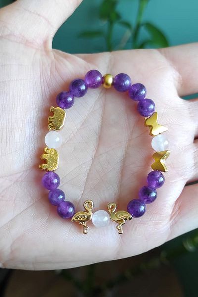 Natural Jewelleryy سوار للأطفال من حجر الجمشت والكوارتز الوردي الطبيعي مع شكل فلامنغو