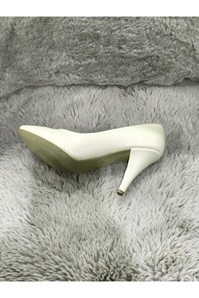 Metin Ayakkabı Bone Color Skin Leather Women's Heeled Shoes