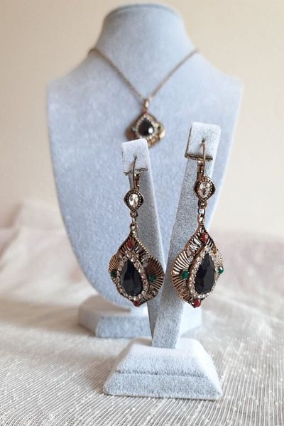 BB wikiki Ottoman Authentic Choker with Black Stones