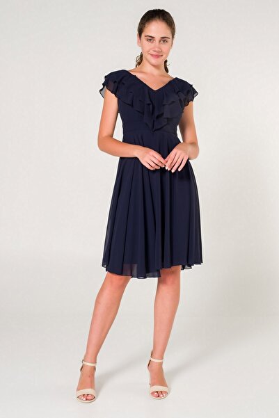 SpringStore Lacivert Yakası Volanlı Şifon Abiye Elbise