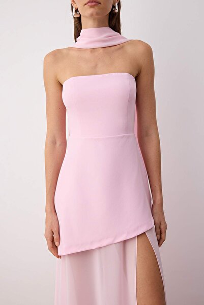 Trendyol Collection Ροζ Σάλι Λεπτομερή υφαντά Maxi Βραδινά Φορέματα & Φόρεμα Αποφοίτησης TPRSS25AE00188