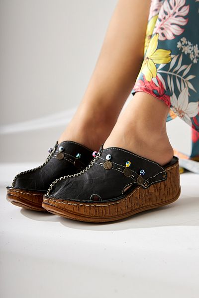 Limoya Papuci de damă Annika Black Antique din piele naturală Sabo cu pană