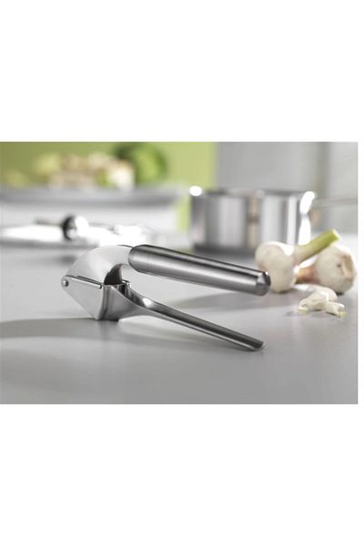 ZWILLING Pro Garlic Crusher - Stylish and Comfortable Shoes