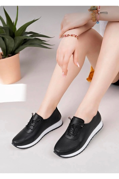 WASHINGTON POLO CLUB حذاء رياضي نسائي موديل Anne Orthopedic Sole مرن - مقاس ض...