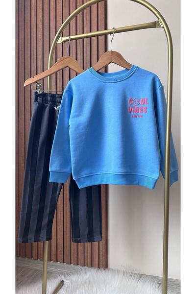 Monila Fiú - 3 szál dombornyomott, csíkos kocogó szett