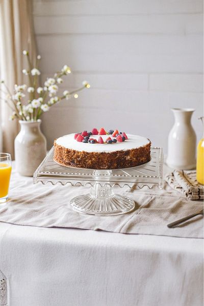 Snippy Blanca - Square Cake and Pastry Presentation Plate with Glass Legs Cake Cookies Pastry Plate