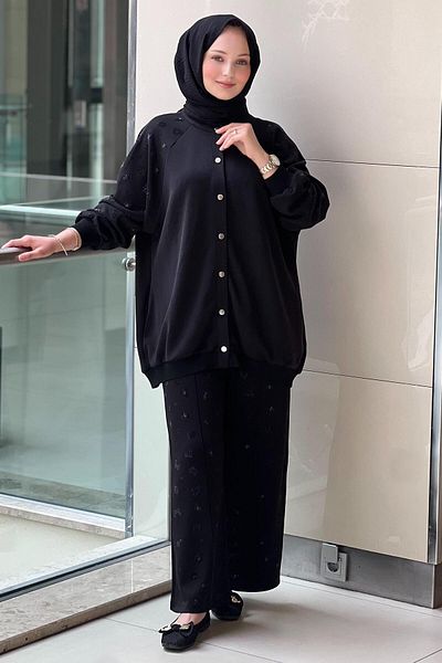Ghisa Modal Suit with Small Stone Embroidered Snap Trousers