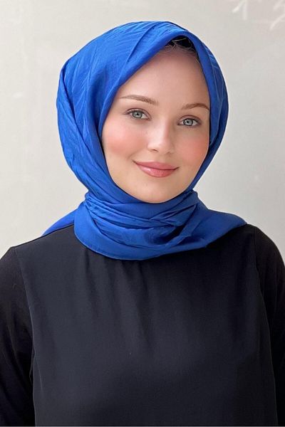 Noura Elisa Scarf