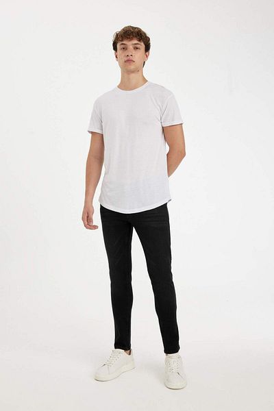 DeFacto 100 % Baumwolle Carlo Skinny Fit Extra Slim Fit Normale Taille Extra Skinny Leg Jeanshose E0181ax24au