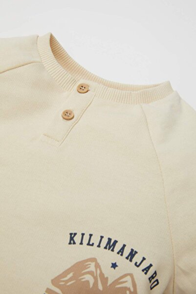 DeFacto Baby Boy Printed Seasonal Cotton Sweatshirt Tracksuit Top and Bottom Set D6264A5Ns