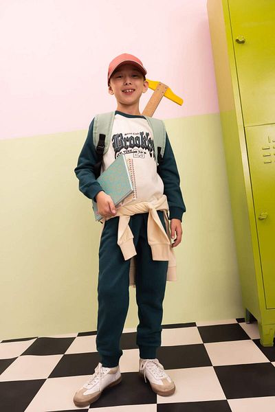 DeFacto Printed Sweatshirt and Elastic Jogger Sweatpants for Boy - 2-Piece Set