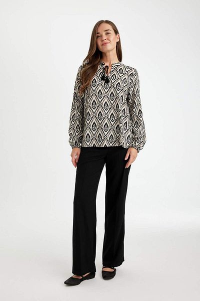 DeFacto Regular Fit Papish Collar Patterned Viscose Long Sleeve Blouse D3752Ax24Au