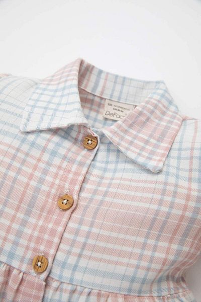 DeFacto Baby Mädchen Plaid gemustertes Langarm-Flanellkleid mit Knöpfen D2559A524AU