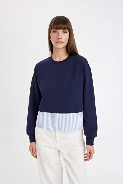 DeFacto Relax Fit Bisiklet Yaka Etek Ucu Detaylı Basic Düz Sweatshirt D5747AX24AU