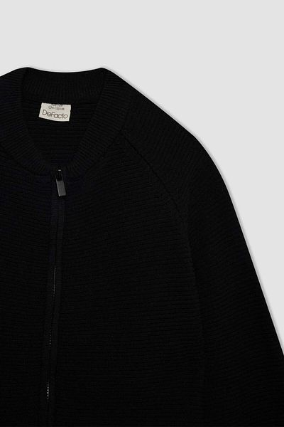 DeFacto Basic-Strickjacke für Jungen mit halbem Rollkragen und Reißverschluss C2228a824au