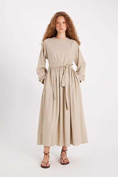 DeFacto Manuka DeFacto - Μάξι φόρεμα με λαιμόκοψη, μακρυμάνικο D4374AX24HS