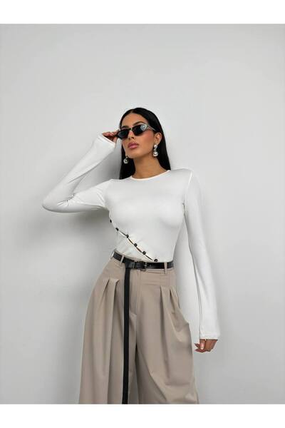 lovebox Біла асиметрична блузка з ґудзиками для жінок - 23W15010