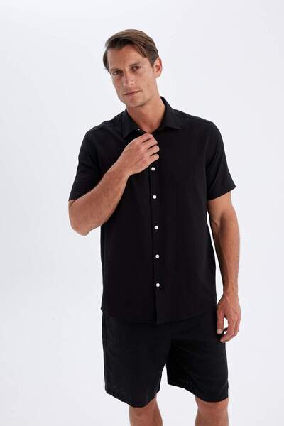 DeFacto Regular Fit Yazlık Polo Yaka Pamuklu Basic Düz Kısa Kollu Gömlek D1057AX24SM