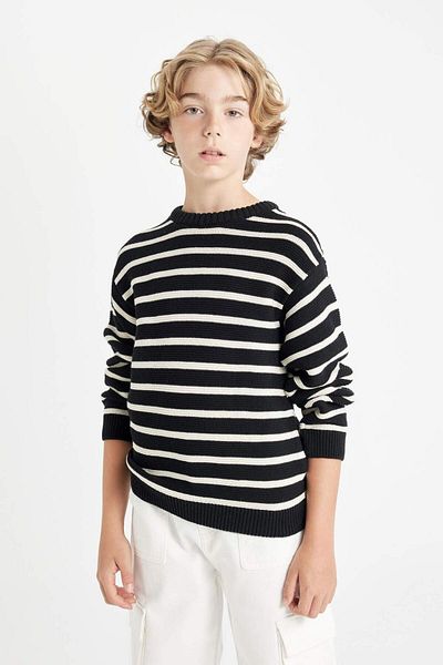 DeFacto Gestreifter Baumwoll-Strickpullover für Jungen mit Rundhalsausschnitt C2297a824wn