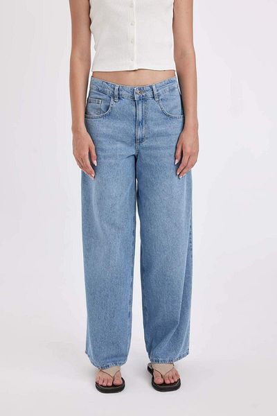 DeFacto Palazzo-Jeans mit niedriger Taille - verwaschene lange Hose D2962AX24HS