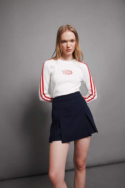 DeFacto White Coool Fitted Bodycon Crew Neck Printed Rib Long Sleeve T-Shirt D4752Ax24Au