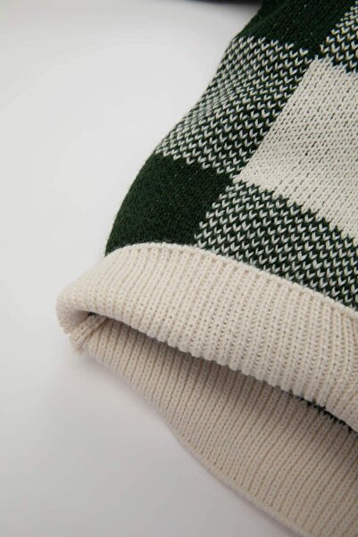 DeFacto Erkek Bebek Kareli V Yaka Düğmeli Triko Hırka A3836A524AU