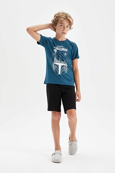 DeFacto Erkek Çocuk Star Wars-Mandalorian Pijama Takımı Kısa Kollu Üst Şort C5503A824SM