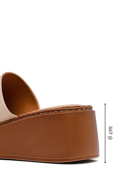 Derimod Women's Beige Thick Soled Leather Comfort Slippers 25Sfd341418