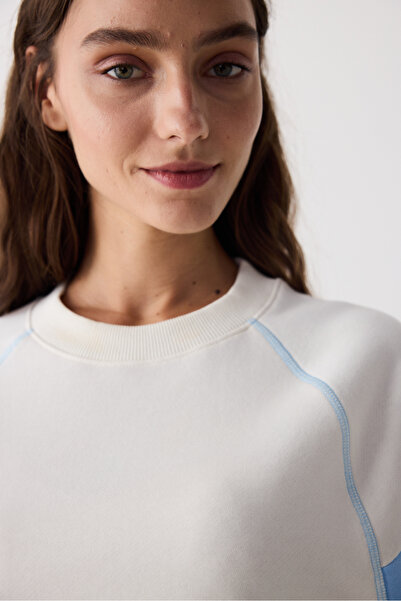 Penti Beyaz Kol Detaylı Mirella Sweatshirt - Saude Koleksiyonu