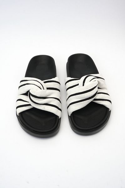 Penti Schwarze Hausschuhe Gisele – bequemes und stilvolles Design