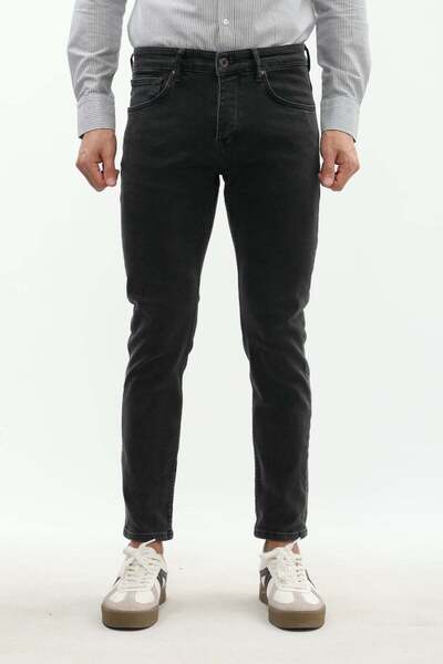 Jeanspro Slim Fit Jeans - Black