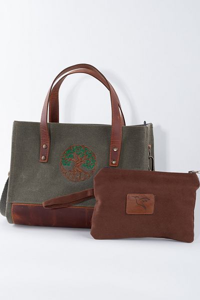 Wings Of Simurg Geantă Boutique Life Tree din piele naturală brodata cu pânză