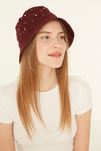 Saria Moda قبعة نسائية ذات دلو من الحجر فوق اللون الأحمر الداكن