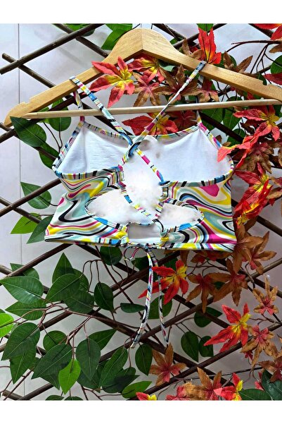 mikam SET BIKINI DESIGN STILAT LA PRETURI ACCESIBILE CU DETALII DIN FRĂȘĂ PENTRU FETE