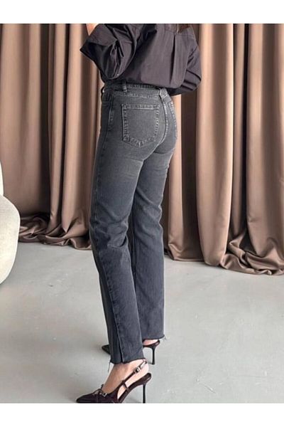 MADAMMERY Black Straight Fit Zr Equivalent Women's Jean Denim Trousers