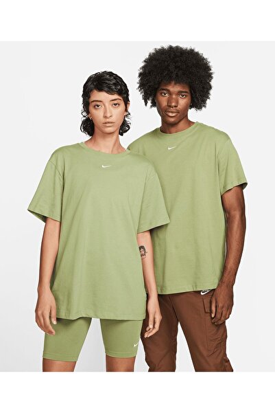 Nike Sportswear Essentials Short-Sleeve Kadın Tişört (YOUSPORTSWEAR)