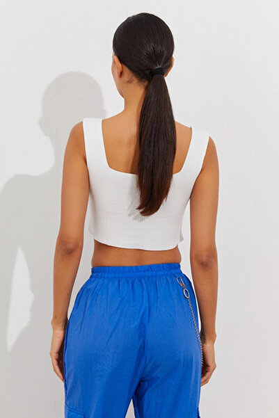 Cool & Sexy Woman's White Knitwear Crop Athlete YV118